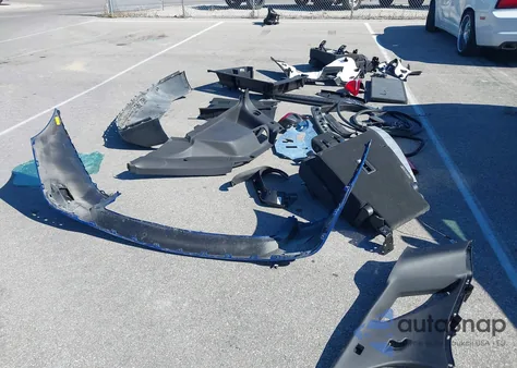 2019 Chevrolet Equinox Lt из США, поврежденный, VIN 3GNAXKEV0KS518323